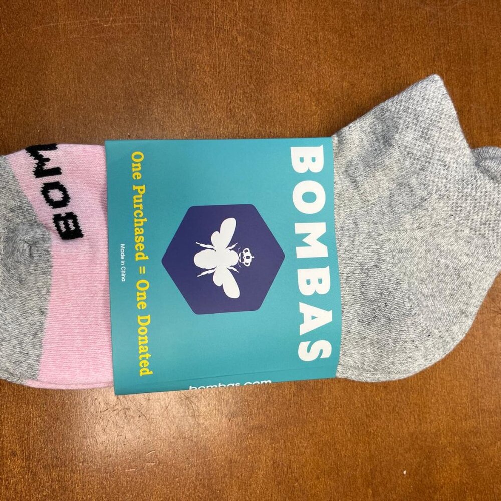Bombas 2 PAIRS of Women's Ankle Socks (Wisteria/Grey, Medium)